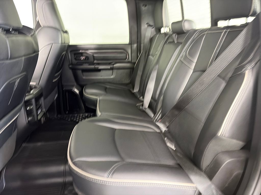 Used 2024 RAM 3500 Limited AWD/4WD image 13