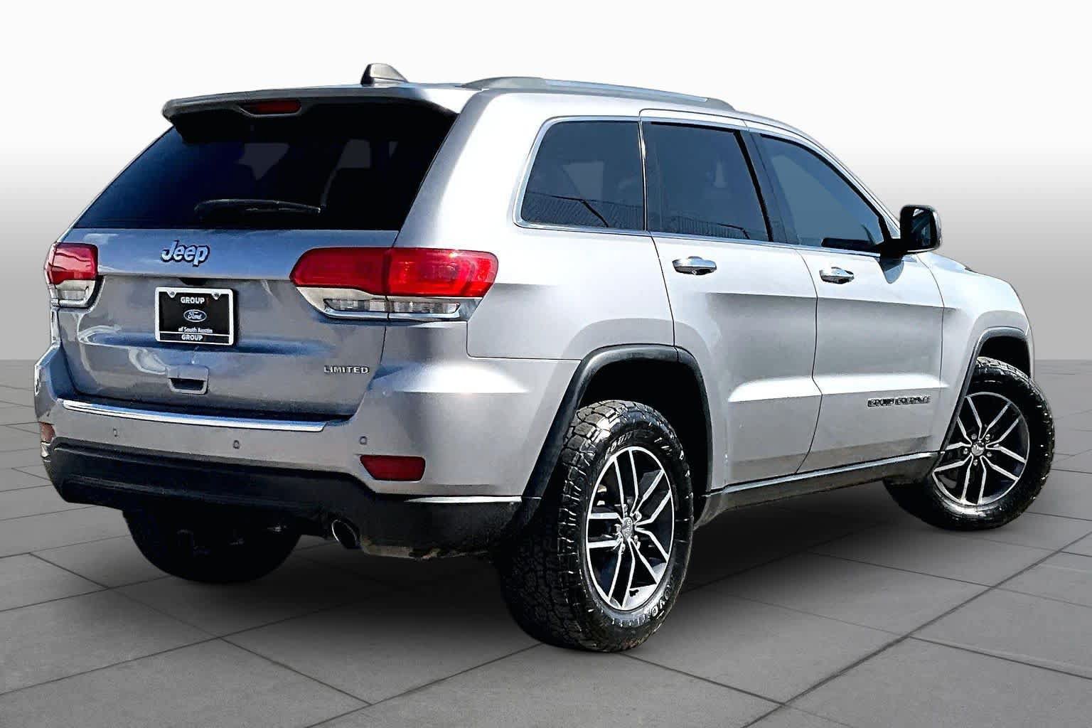 Used 2018 Jeep Grand Cherokee Limited RWD image 13