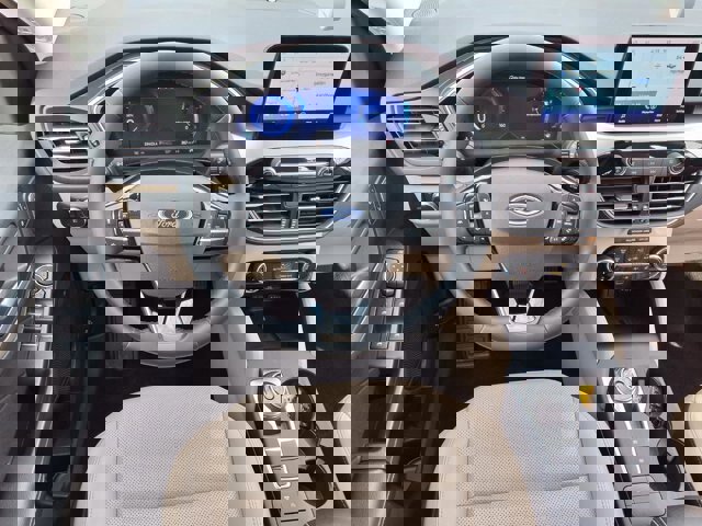 Certified 2022 Ford Escape SEL w/ Technology Package image 8