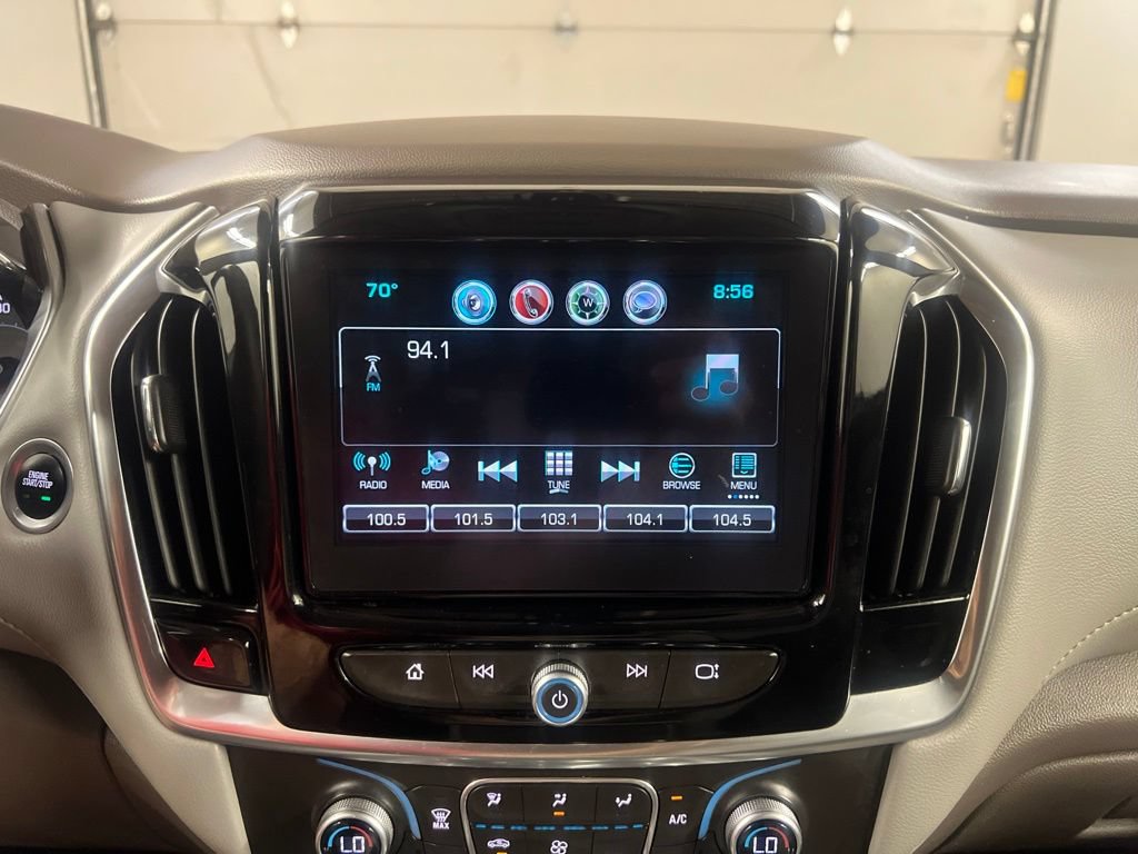 Used 2018 Chevrolet Traverse LT FWD image 9