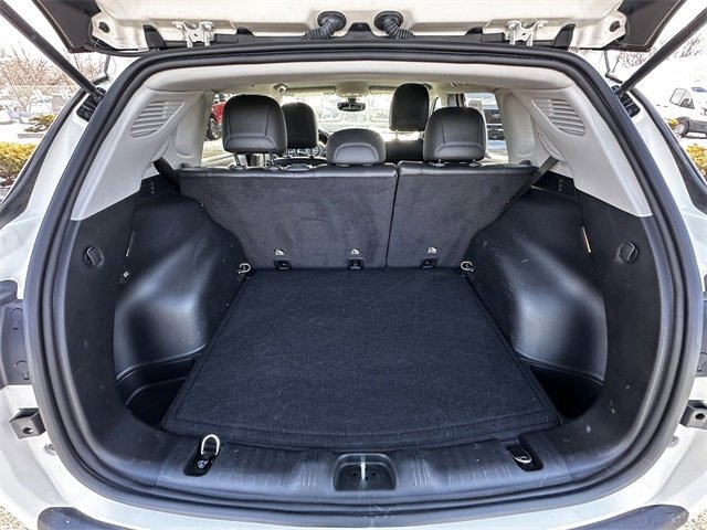 Used 2020 Jeep Compass Latitude image 41