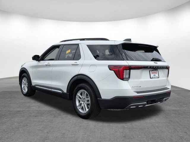 Certified 2025 Ford Explorer Active w/ Active Comfort Package RWD image 6