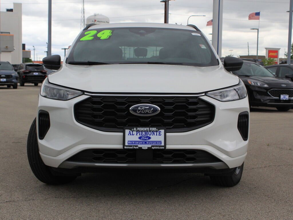 Certified 2024 Ford Escape ST-Line w/ Tech Pack #1 image 6