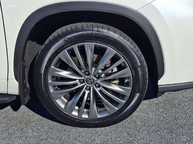 Used 2020 Toyota Highlander Platinum AWD/4WD image 8