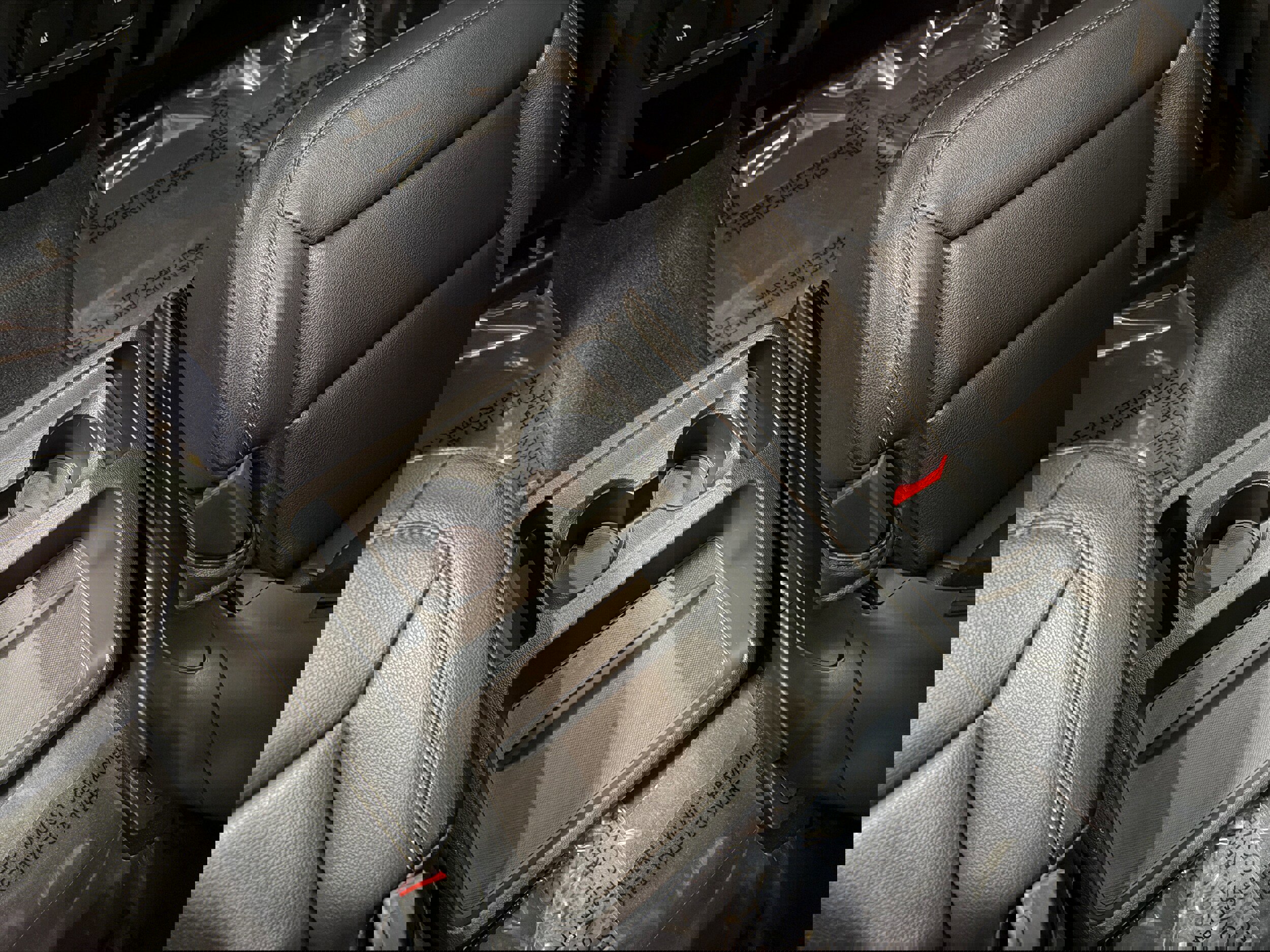 Certified 2020 Ford Explorer XLT w/ Equipment Group 202A image 15