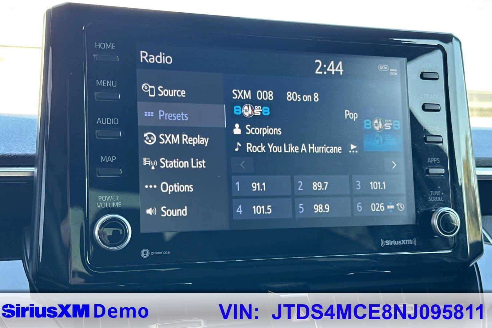 Used 2022 Toyota Corolla SE image 27