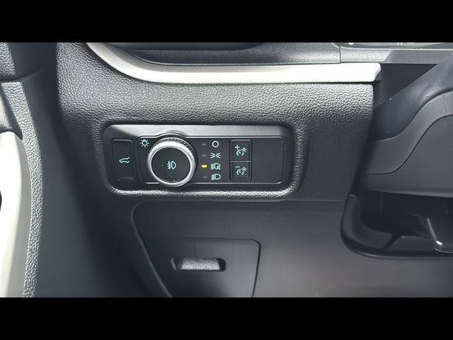 Certified 2023 Ford Explorer XLT w/ Equipment Group 202A AWD/4WD image 15