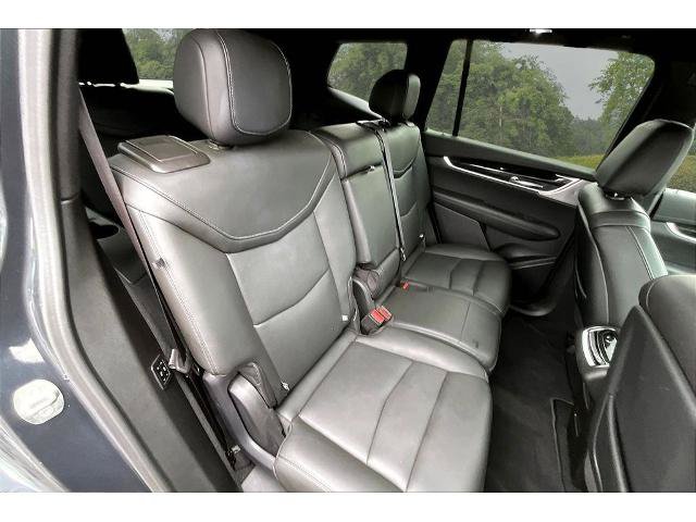 Used 2023 Cadillac XT6 Premium Luxury FWD image 22