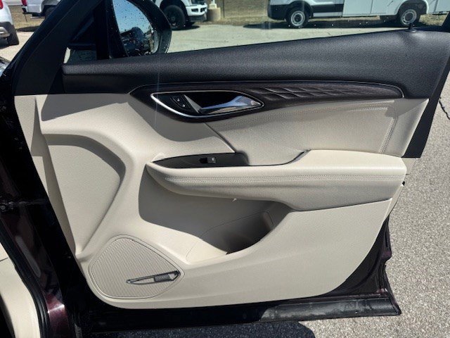 Used 2023 Buick Envision Avenir image 37