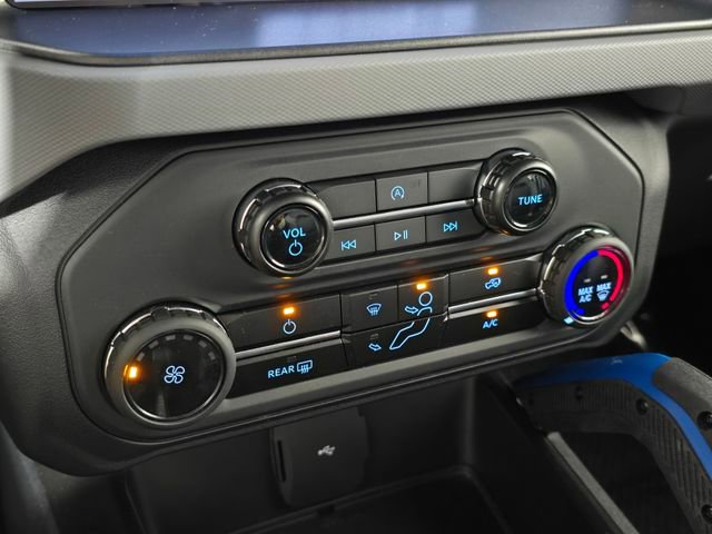 Certified 2024 Ford Bronco Black Diamond AWD/4WD image 26