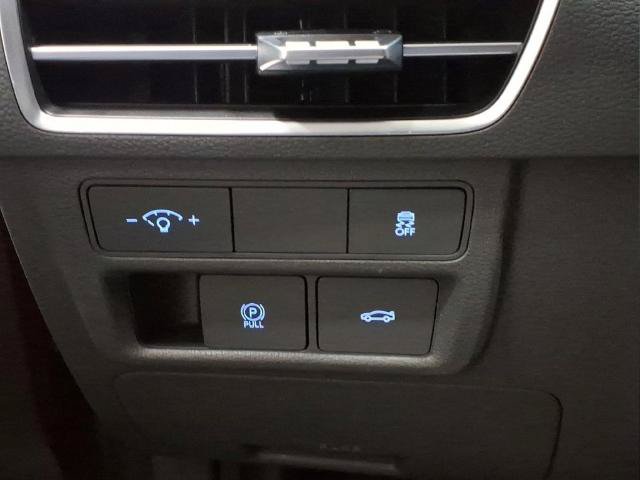 Used 2025 Hyundai Sonata SEL FWD image 16