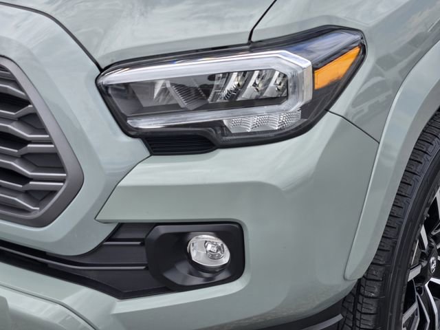 Used 2023 Toyota Tacoma TRD Sport w/ Technology Package RWD image 8
