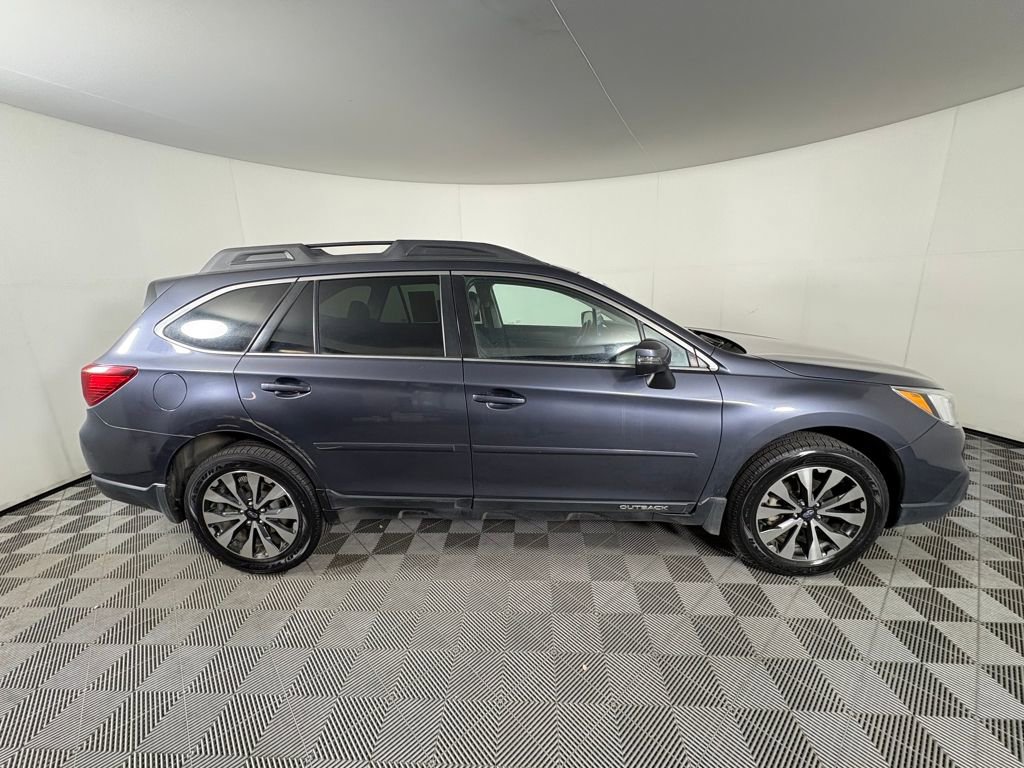 Used 2017 Subaru Outback 3.6R Limited image 8