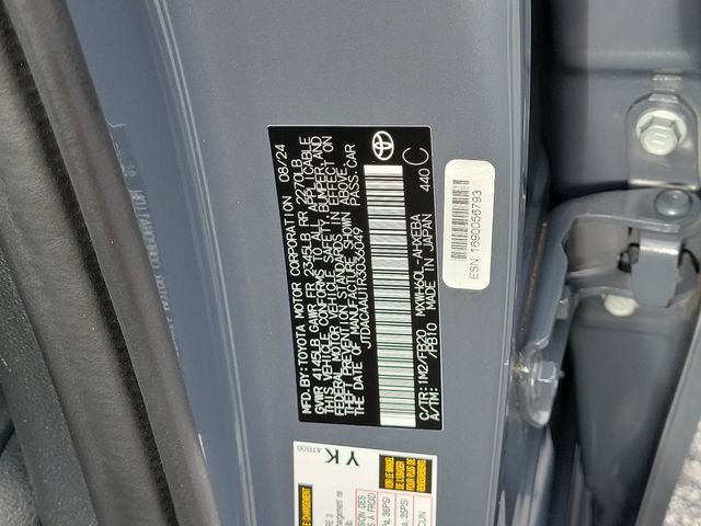 Used 2024 Toyota Prius LE FWD image 34