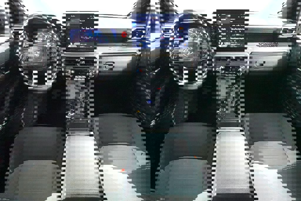 Used 2025 Toyota Tacoma TRD Off-Road image 10