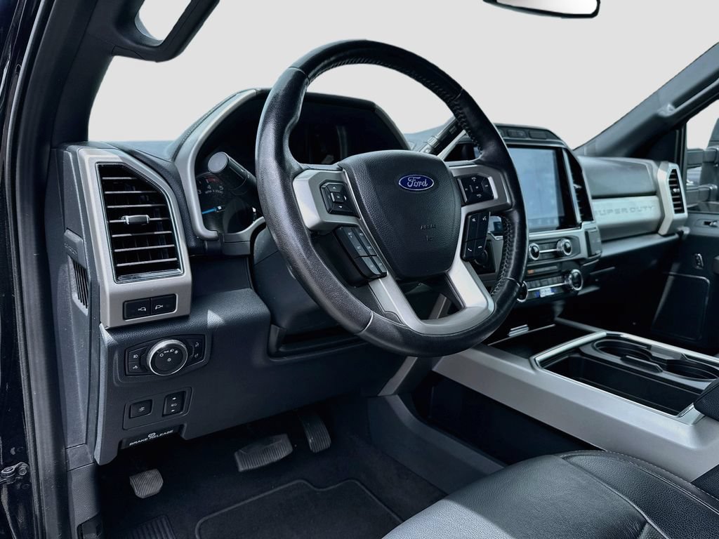 Certified 2022 Ford F250 Lariat w/ Black Appearance Package AWD/4WD image 9