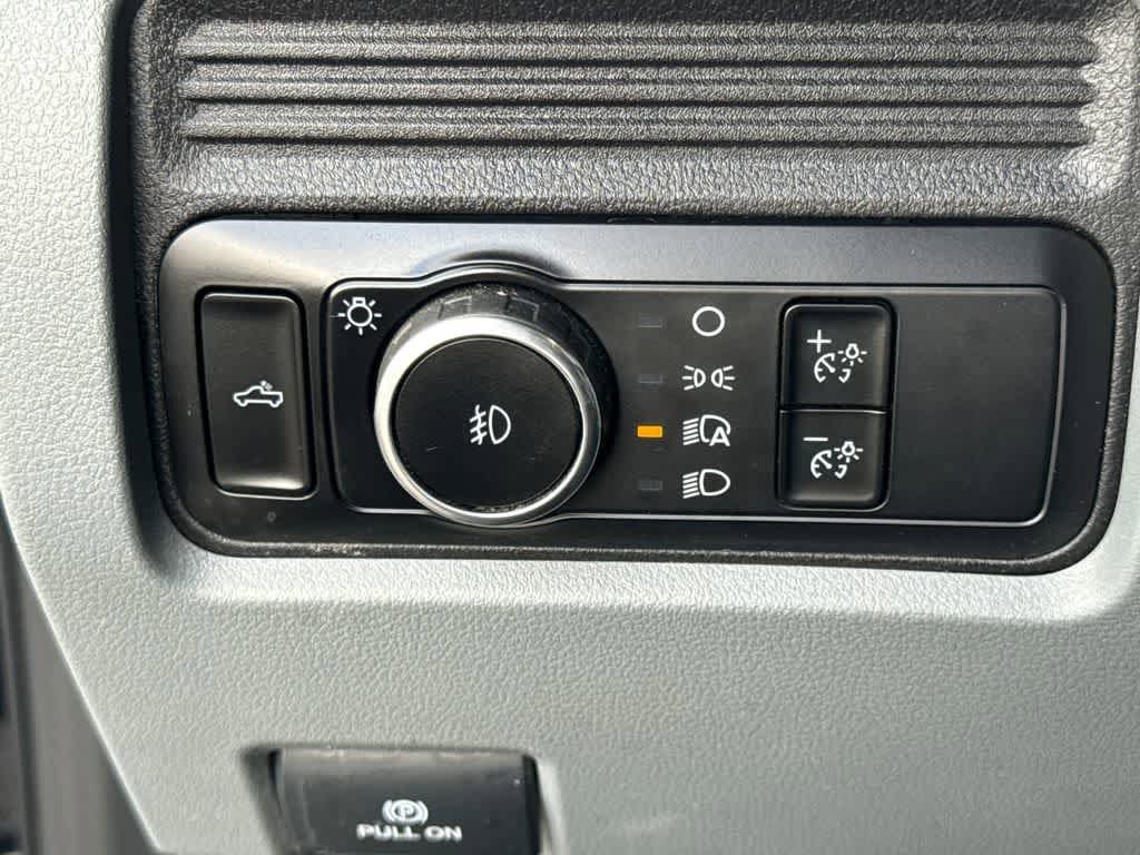 Certified 2025 Ford F250 XLT AWD/4WD image 23
