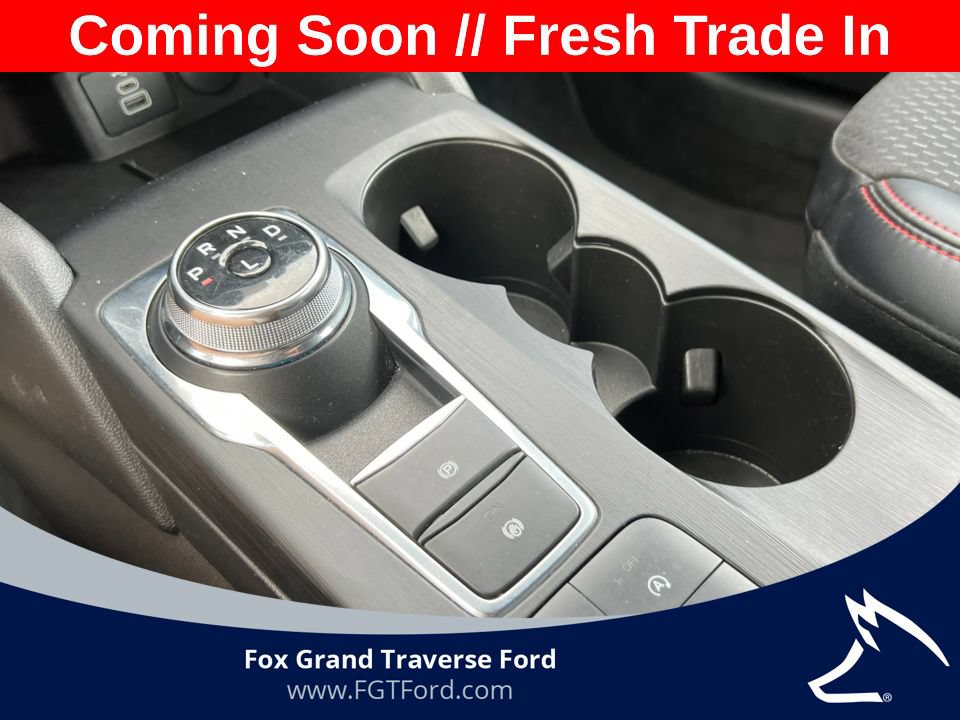 Certified 2025 Ford Escape ST-Line Select AWD/4WD image 26