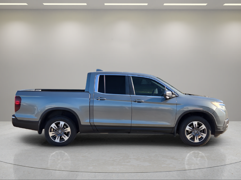 Used 2017 Honda Ridgeline RTL-T image 11