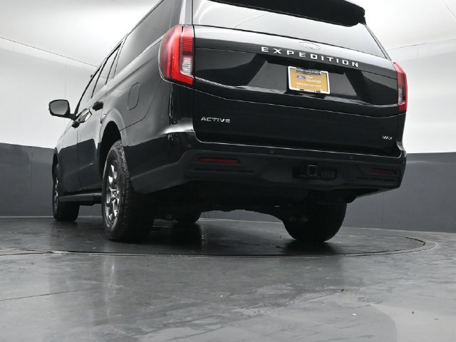 Certified 2026 Ford Expedition Max Active AWD/4WD image 35