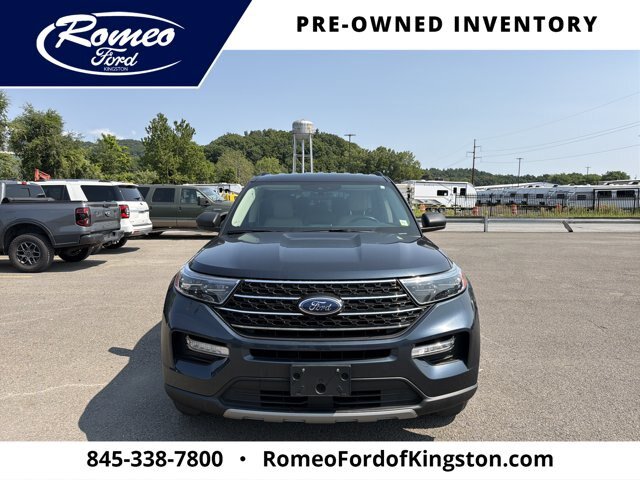 Certified 2023 Ford Explorer XLT w/ Equipment Group 202A AWD/4WD image 2