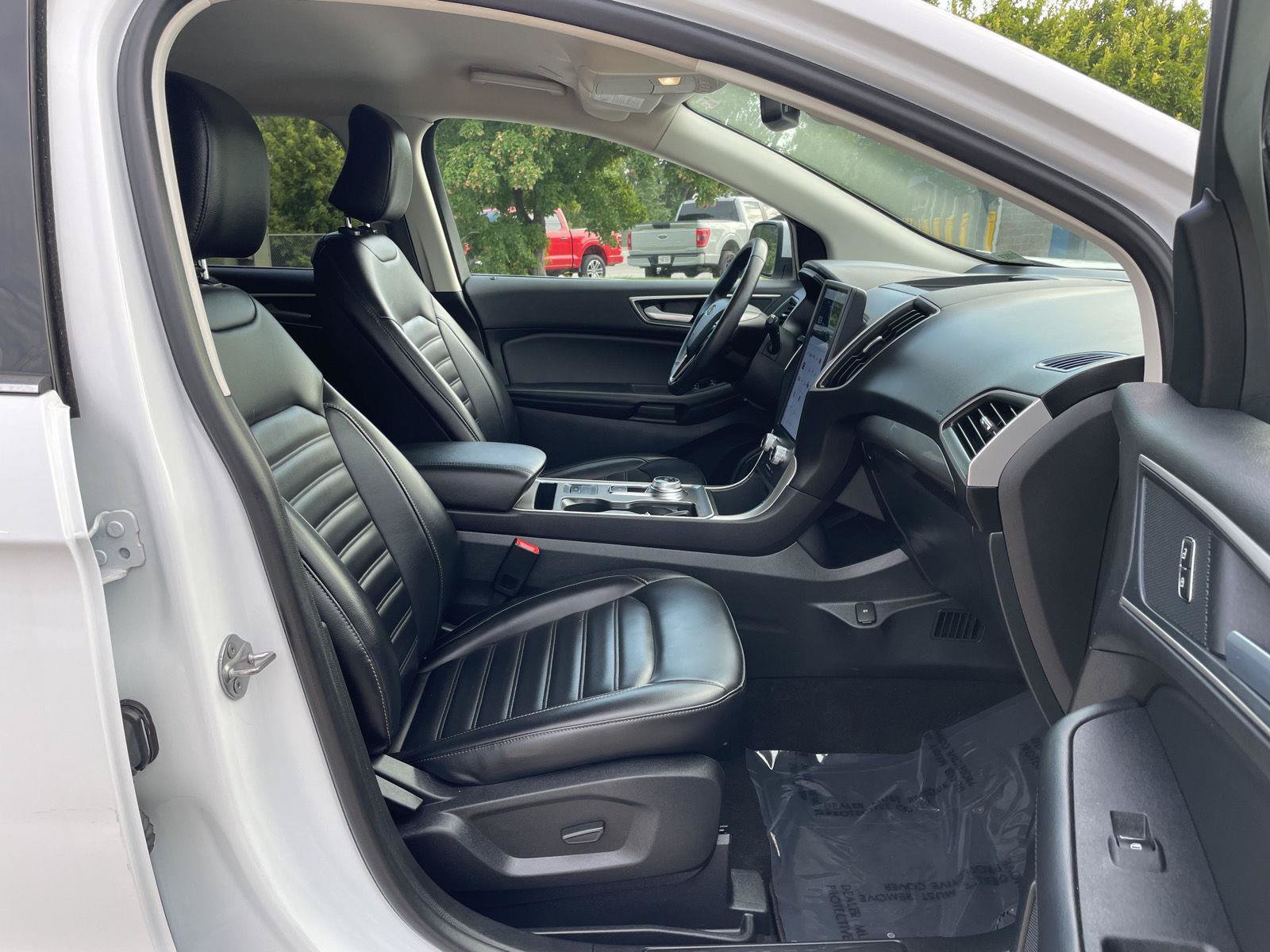 Certified 2024 Ford Edge SEL AWD/4WD image 19