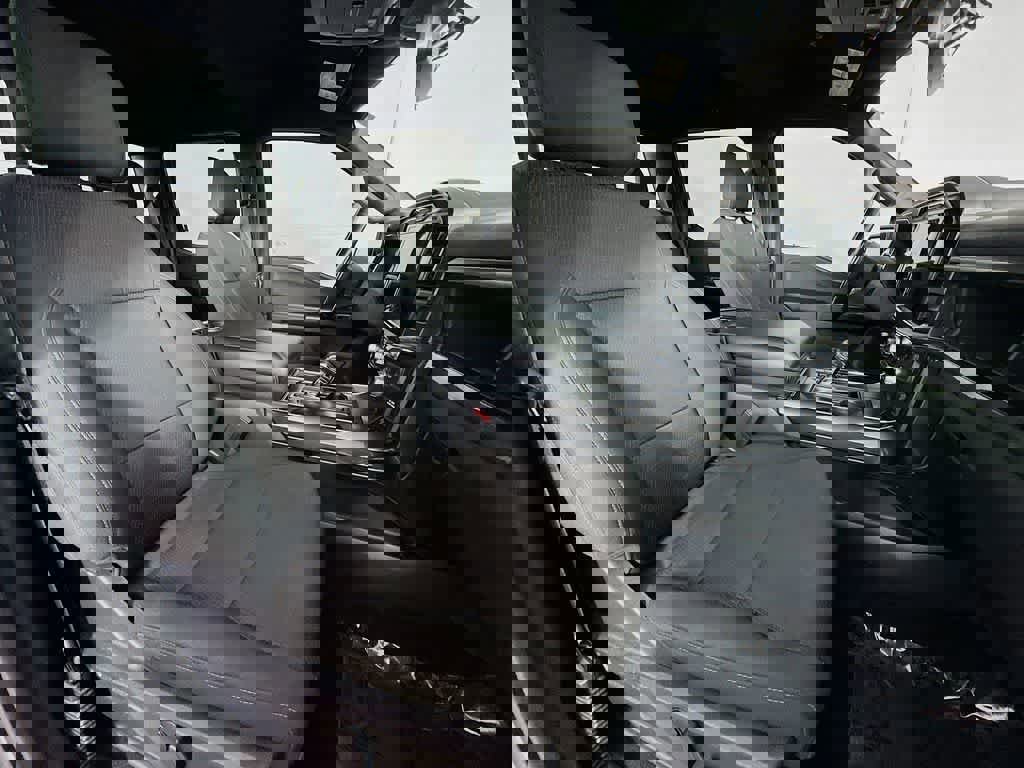 Certified 2022 Ford F150 XLT w/ Equipment Group 302A High image 18