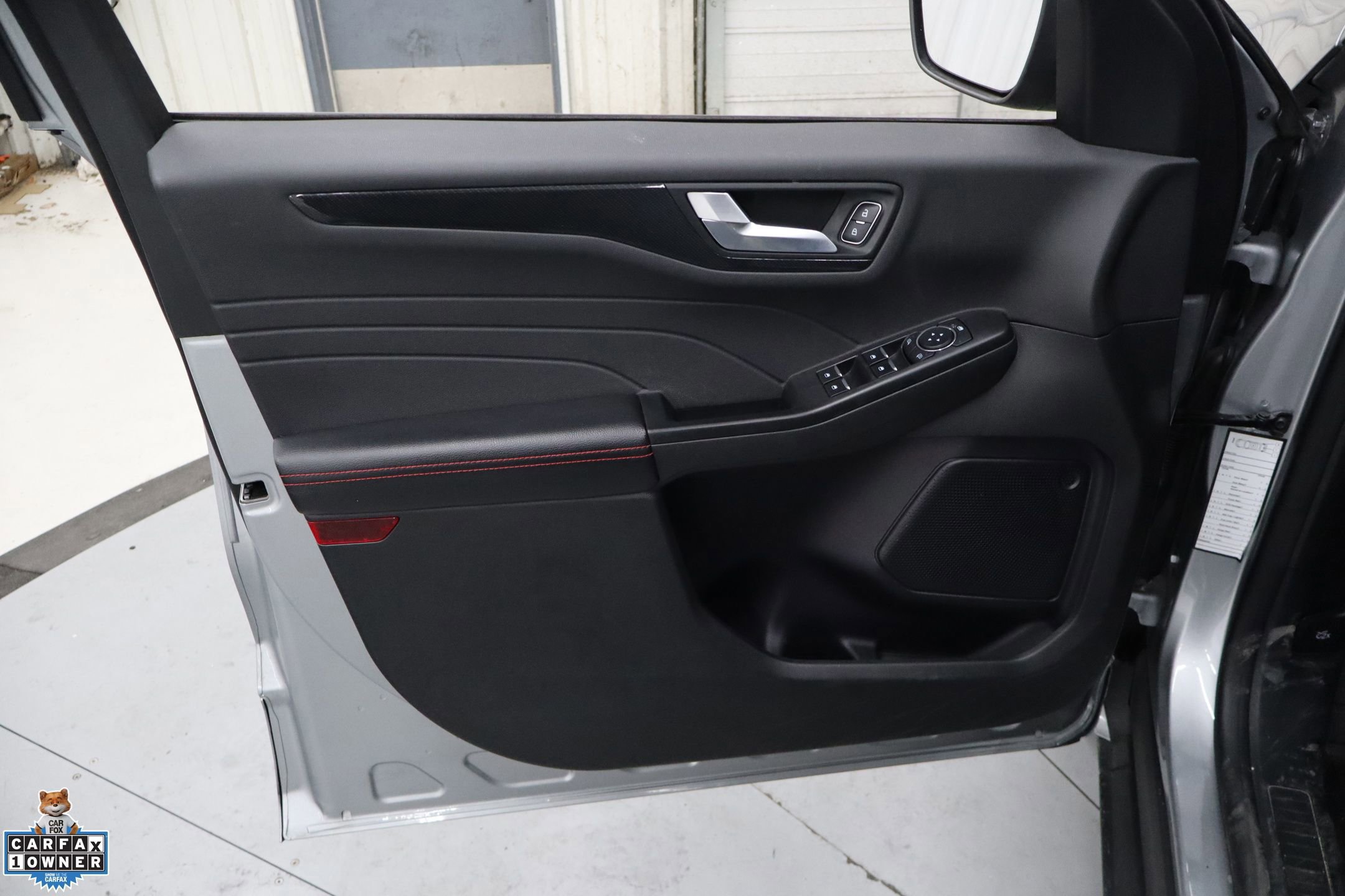 Certified 2024 Ford Escape ST-Line w/ Cold Weather Package image 14