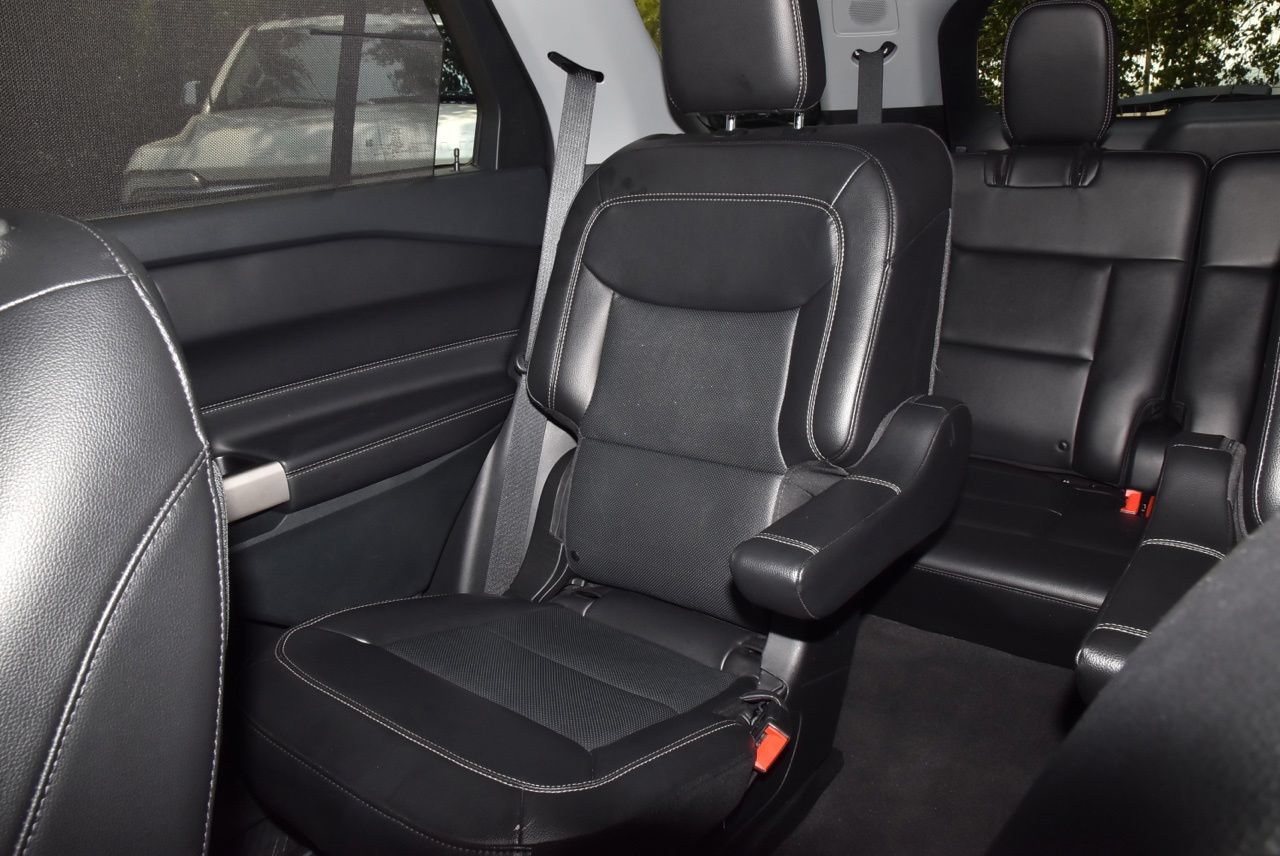Certified 2024 Ford Explorer Limited w/ Limited Technology Package AWD/4WD image 21