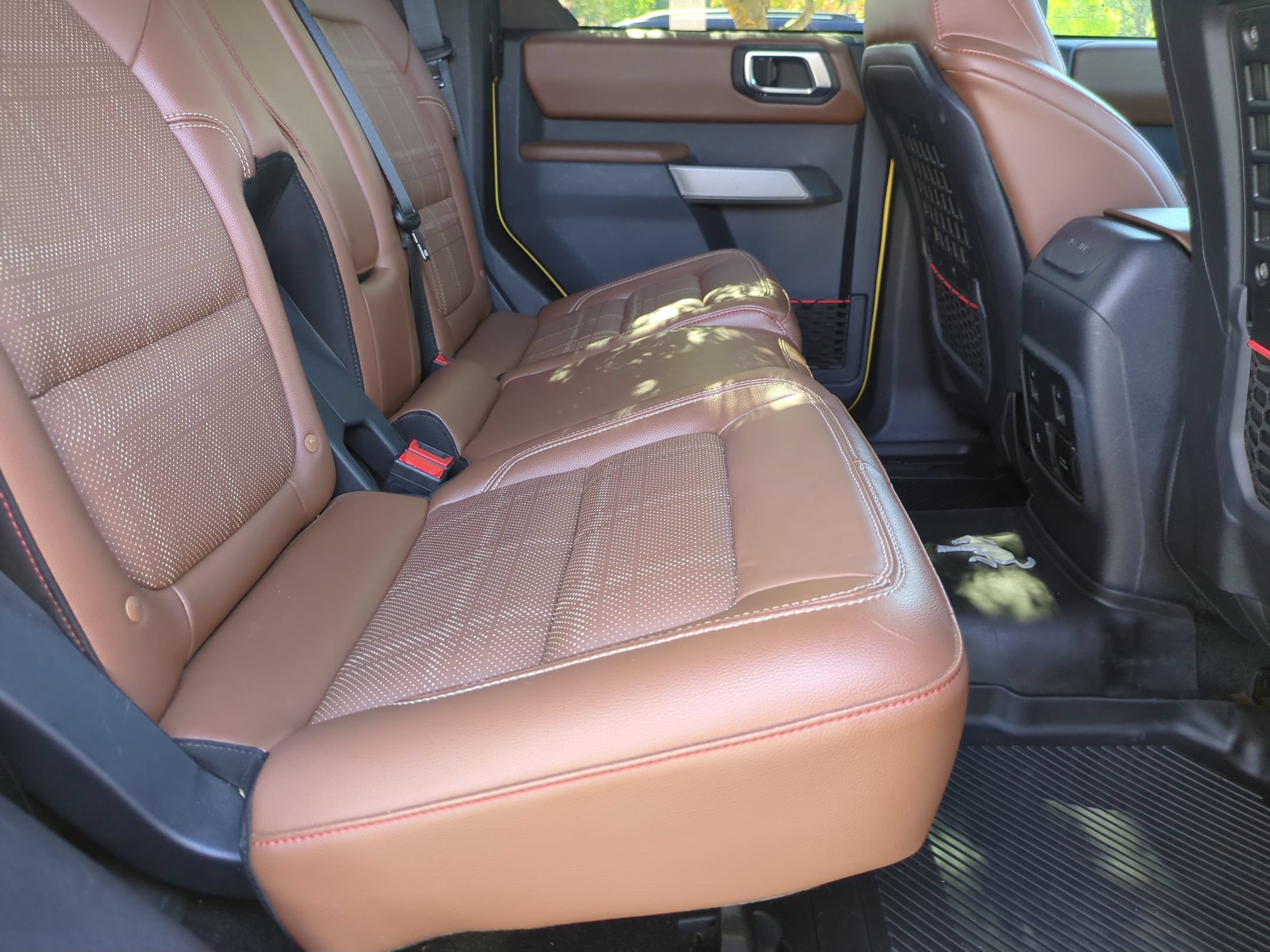 Certified 2023 Ford Bronco Heritage Edition AWD/4WD image 30