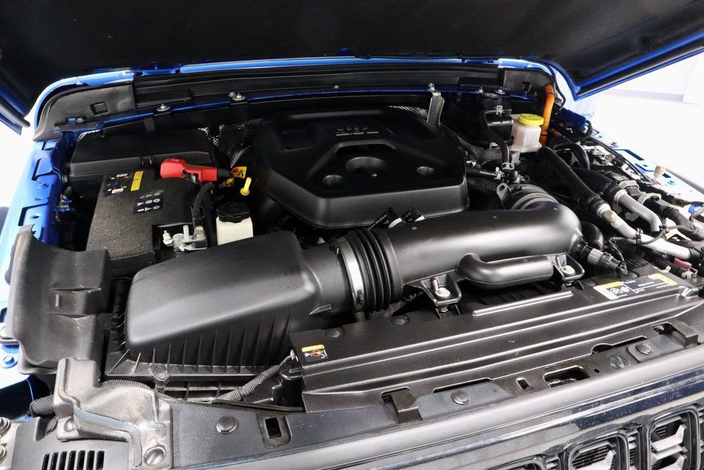 Used 2025 Jeep Wrangler Willys 4xe image 14