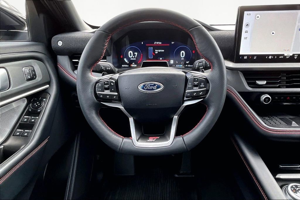 Certified 2025 Ford Explorer ST image 7