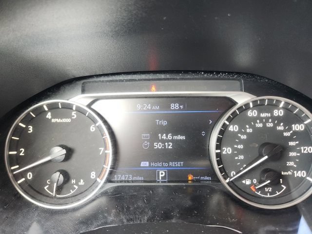 Used 2025 Nissan Altima 2.5 SV FWD image 33