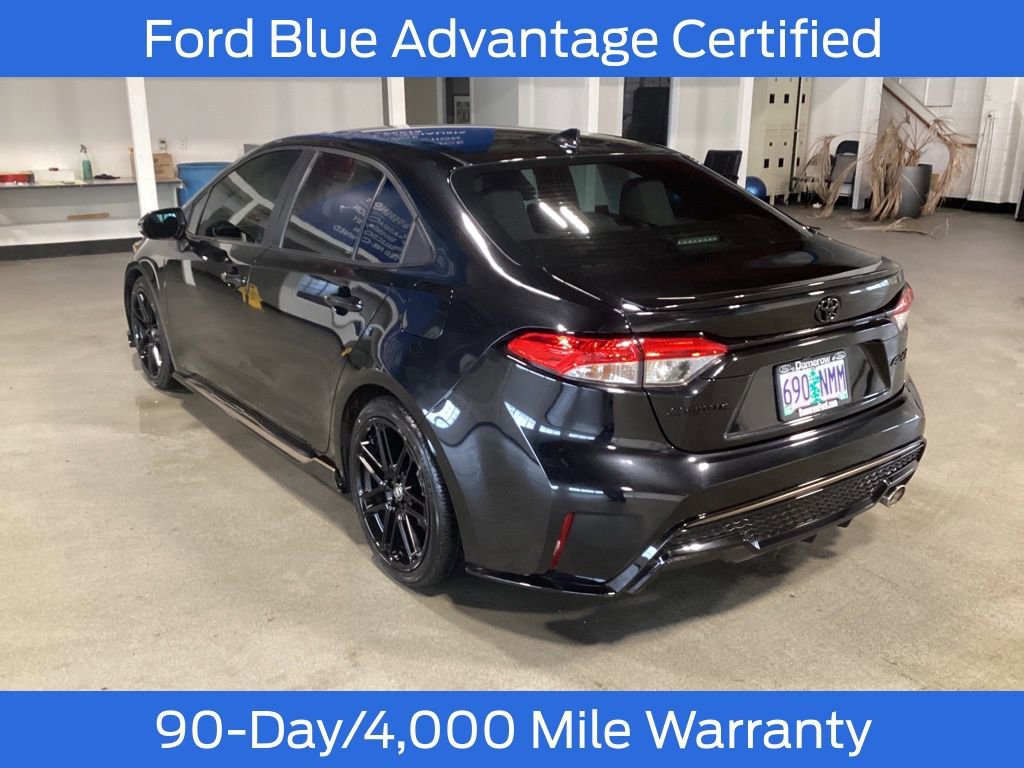 Used 2022 Toyota Corolla SE image 3