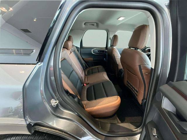 Certified 2025 Ford Bronco Sport Outer Banks w/ Outer Banks Tech Package+ AWD/4WD image 23