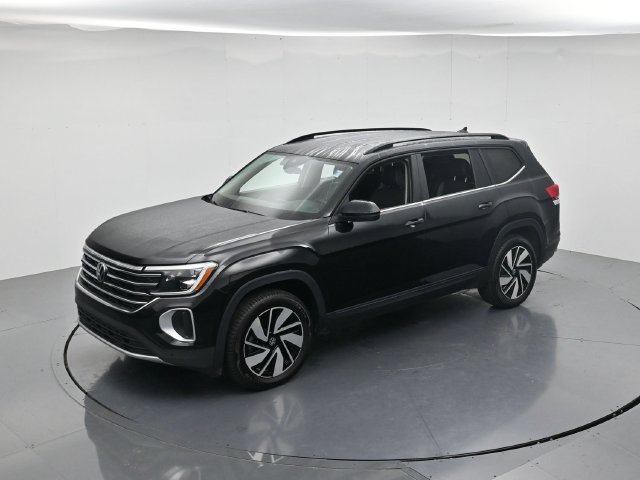 Used 2025 Volkswagen Atlas SE FWD image 45