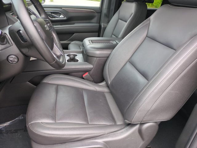 Used 2023 Chevrolet Tahoe Z71 w/ Luxury Package AWD/4WD image 16