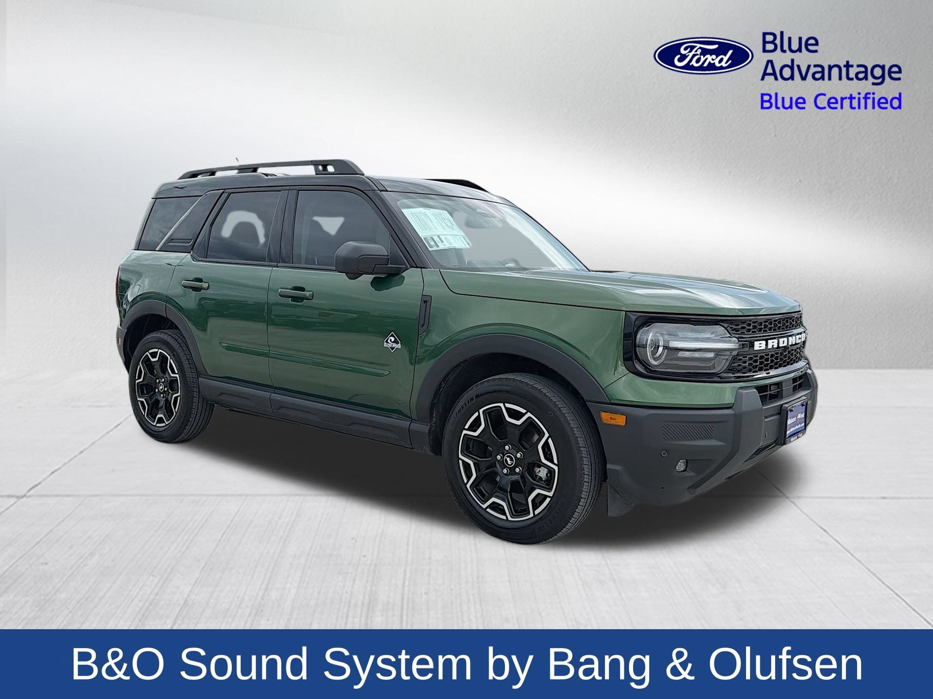 Certified 2025 Ford Bronco Sport Outer Banks w/ Outer Banks Tech Package+ AWD/4WD image 4