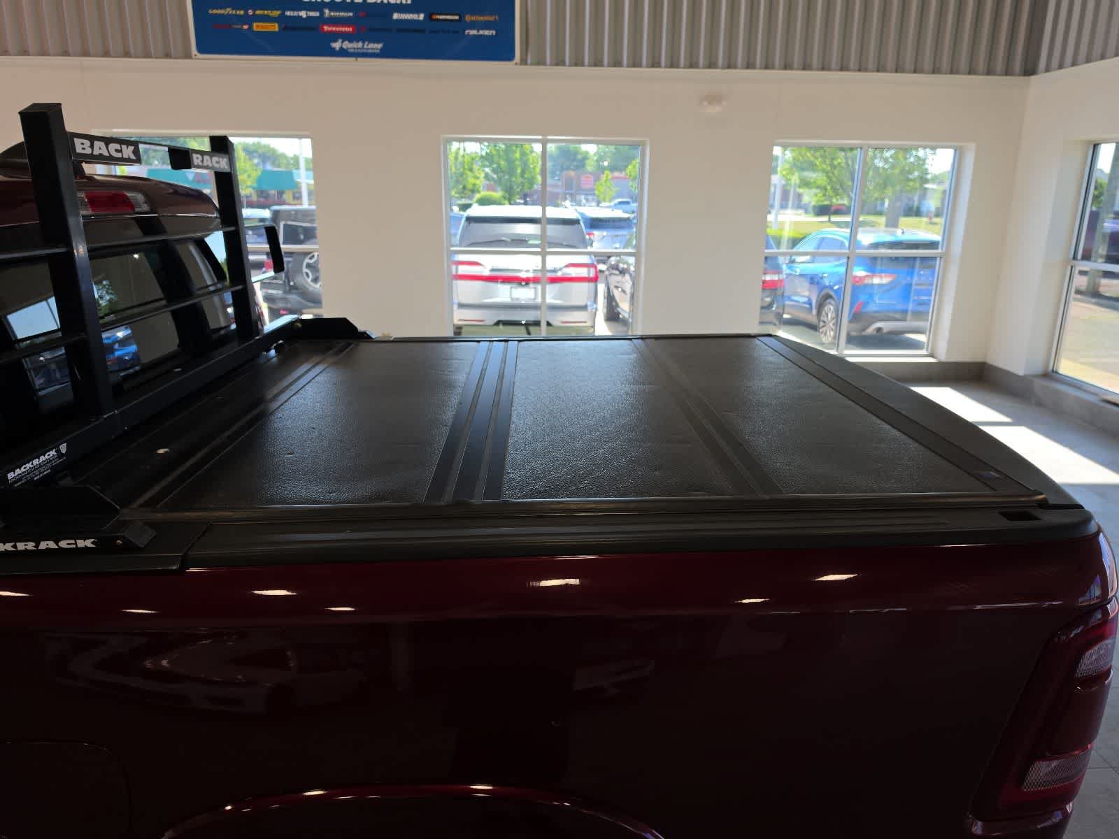 Used 2020 RAM 1500 Limited w/ Body-Colour Bumper Group AWD/4WD image 41