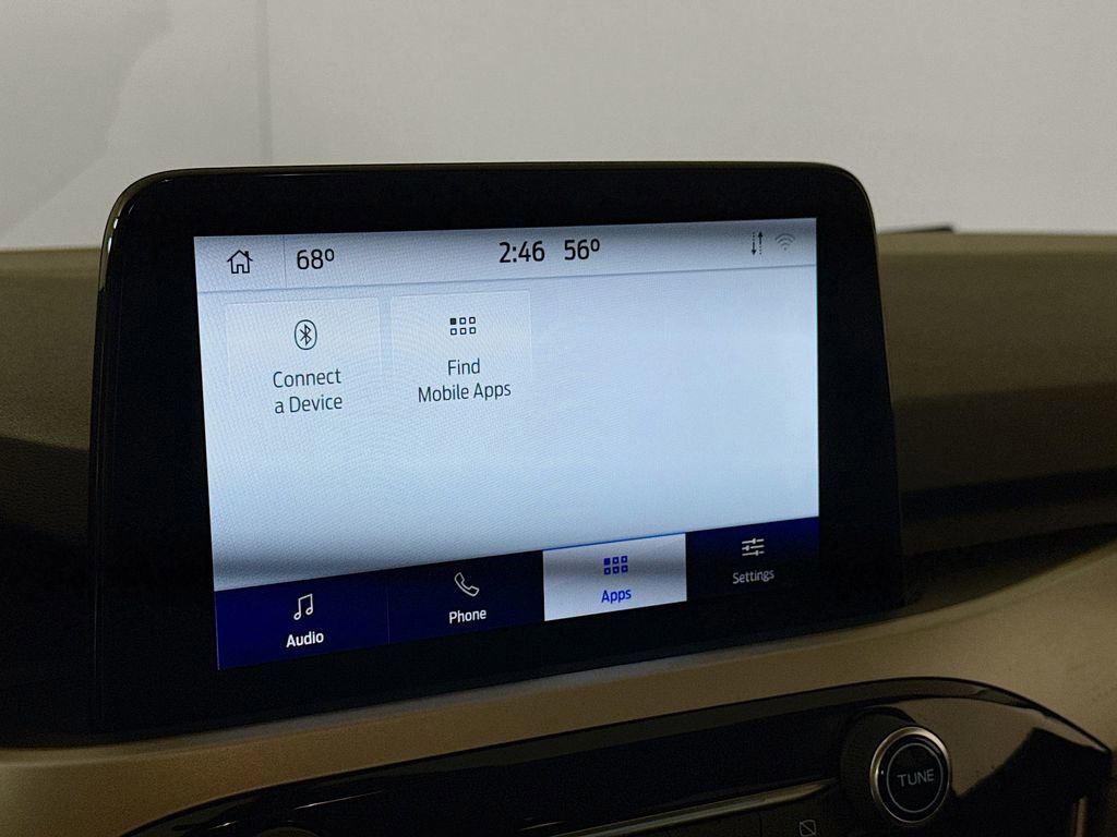 Certified 2022 Ford Escape SE w/ Cold Weather Package image 13