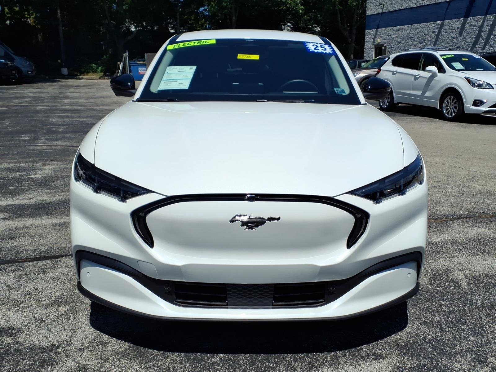 Certified 2025 Ford Mustang Mach-E Premium AWD/4WD image 9