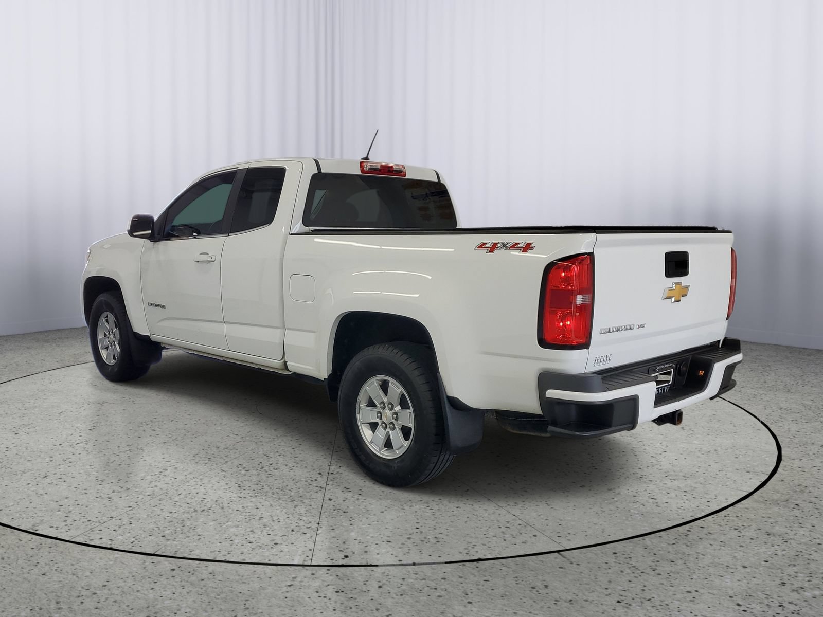 Used 2018 Chevrolet Colorado W/T w/ WT Convenience Package AWD/4WD image 3