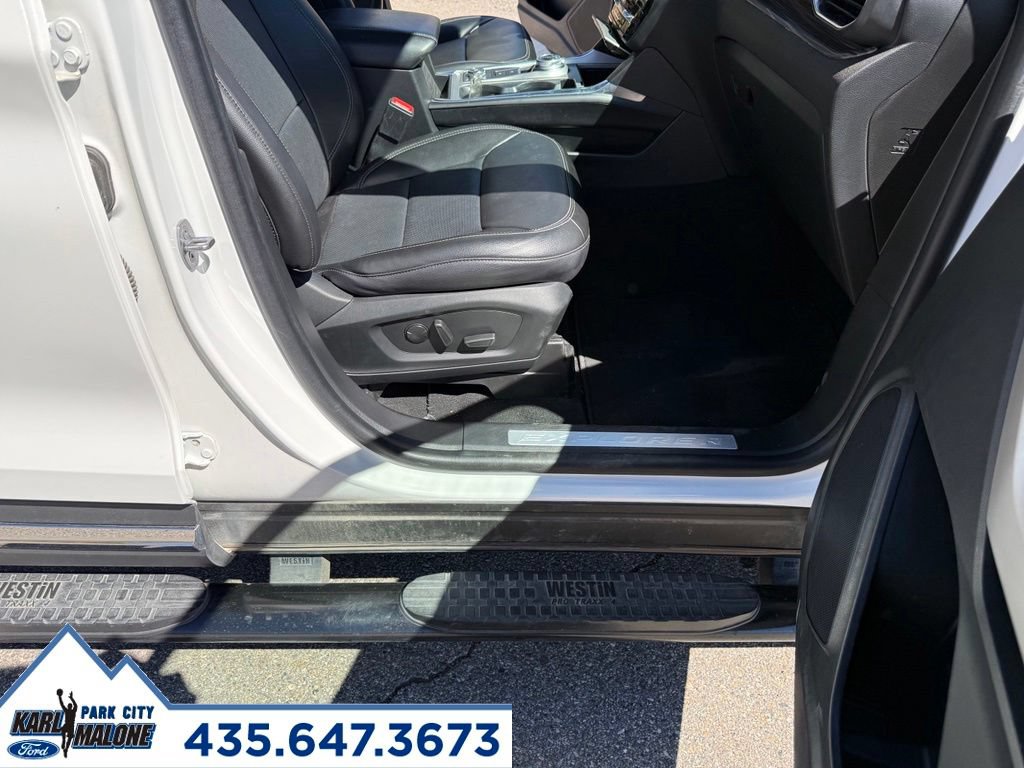 Certified 2022 Ford Explorer Limited w/ Equipment Group 301A AWD/4WD image 39