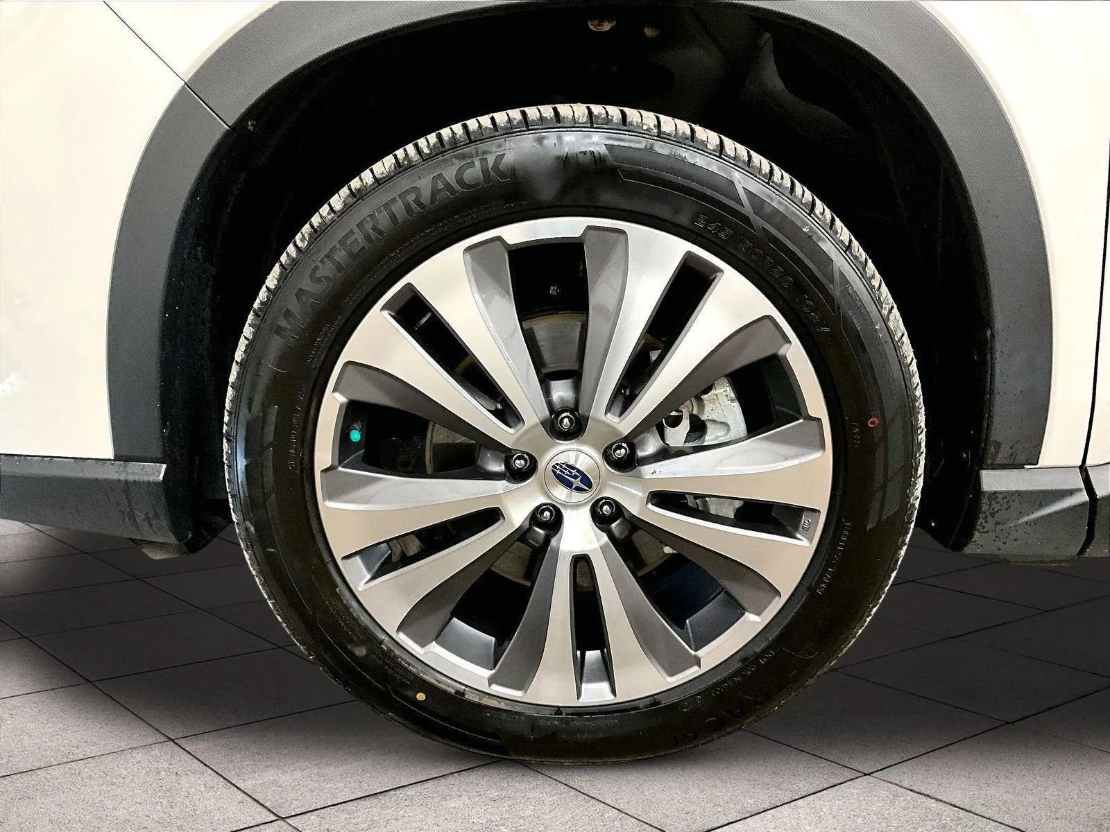 Used 2022 Subaru Ascent Limited w/ Technology Package image 8