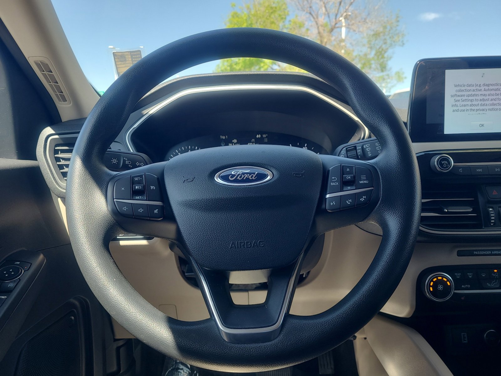 Certified 2020 Ford Escape SE AWD/4WD image 9