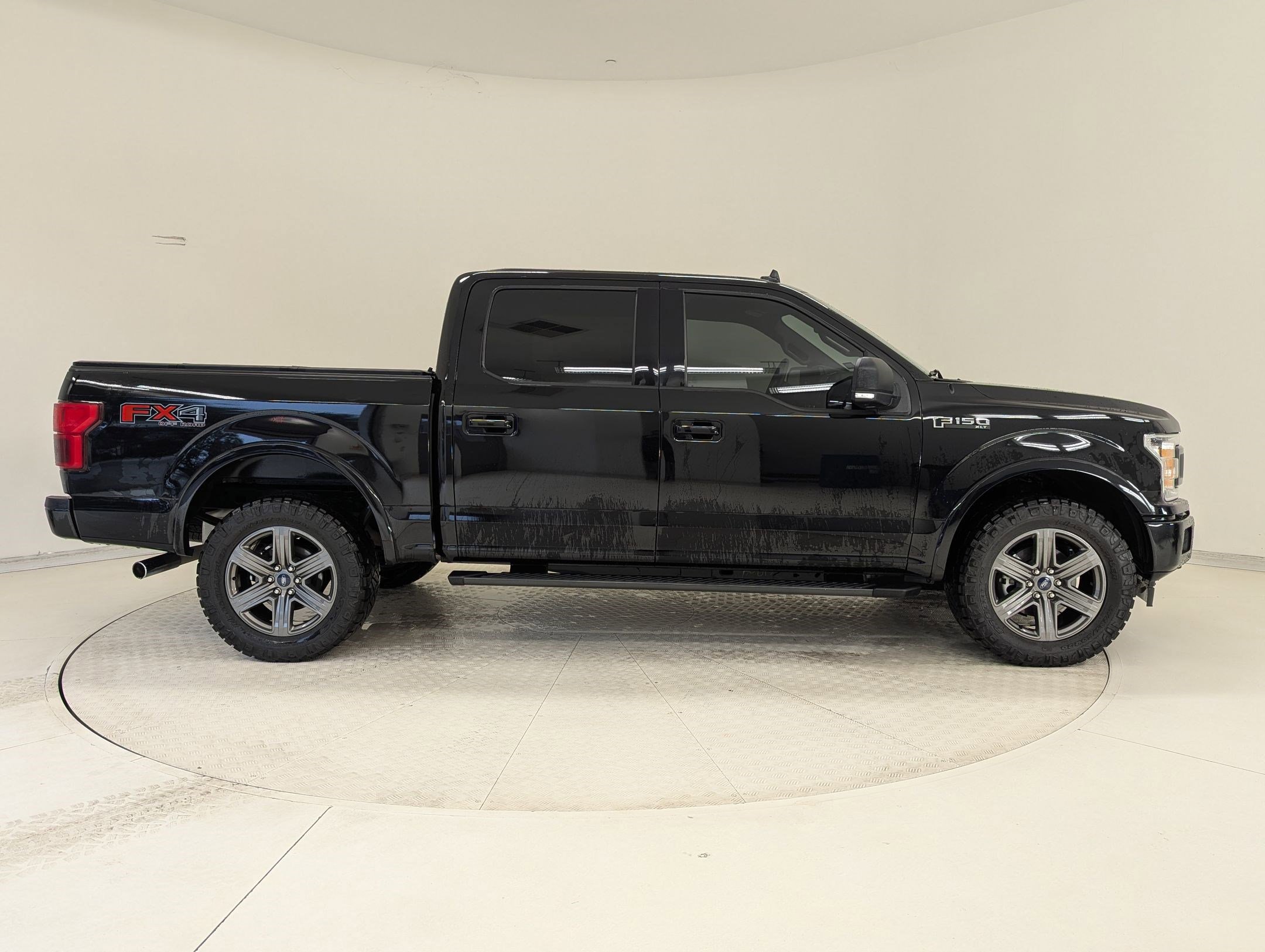 Certified 2020 Ford F150 XLT w/ Equipment Group 302A Luxury image 6