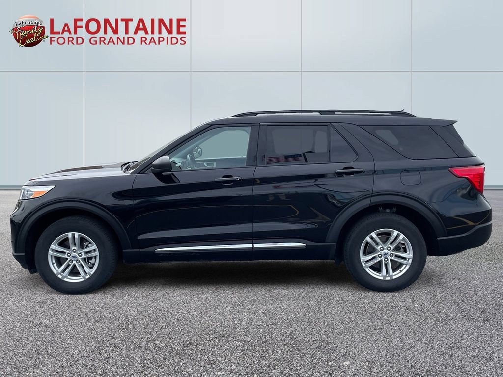 Certified 2023 Ford Explorer XLT w/ Equipment Group 202A AWD/4WD image 4
