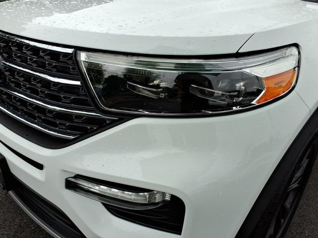 Certified 2020 Ford Explorer XLT w/ Equipment Group 202A AWD/4WD image 4