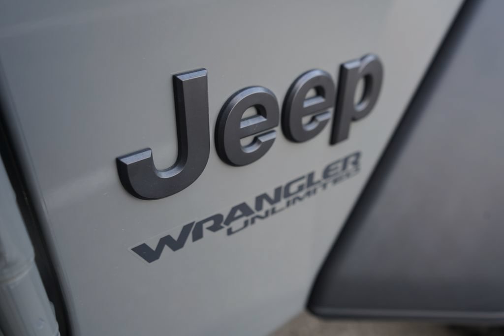 Used 2021 Jeep Wrangler Unlimited Sport AWD/4WD image 5