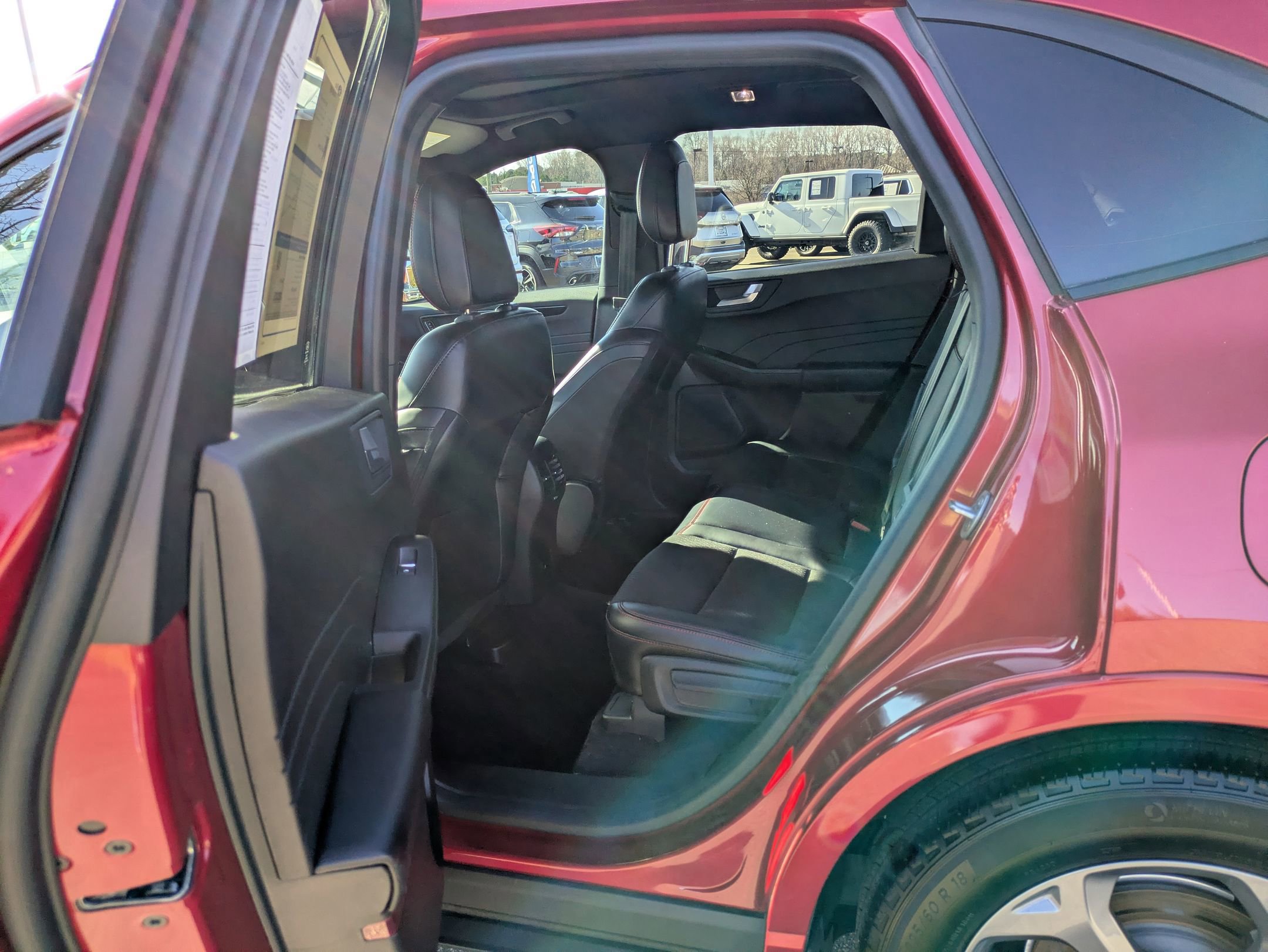 Certified 2023 Ford Escape ST-Line image 29